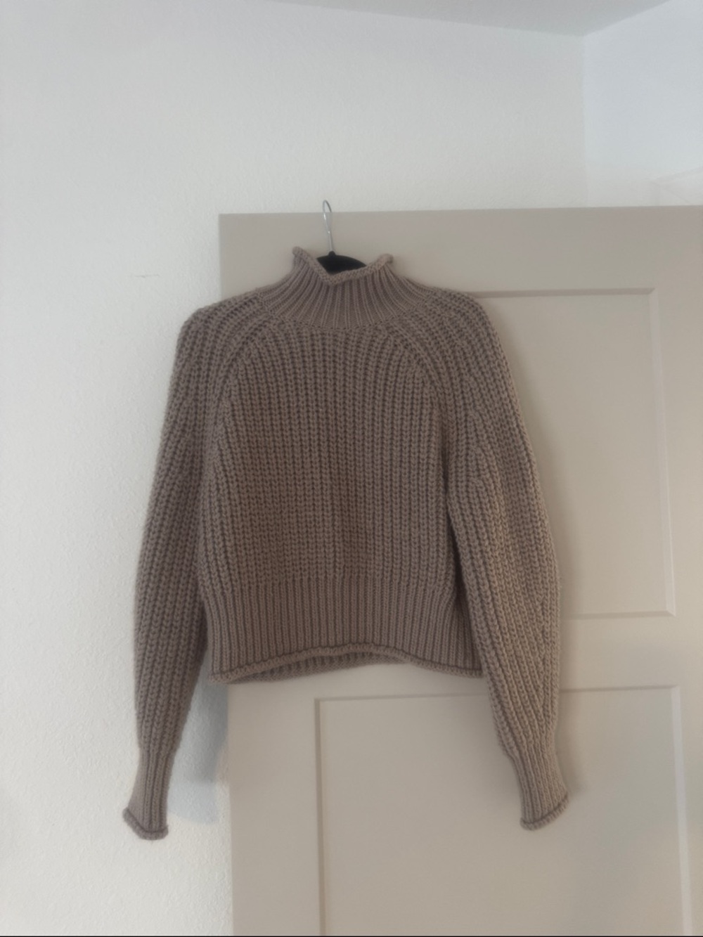 Turtleneck Chunky Knit Sweater - Taupe SIZE M